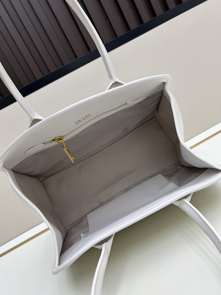 Prada 2541 33x25x10cm jj1_7