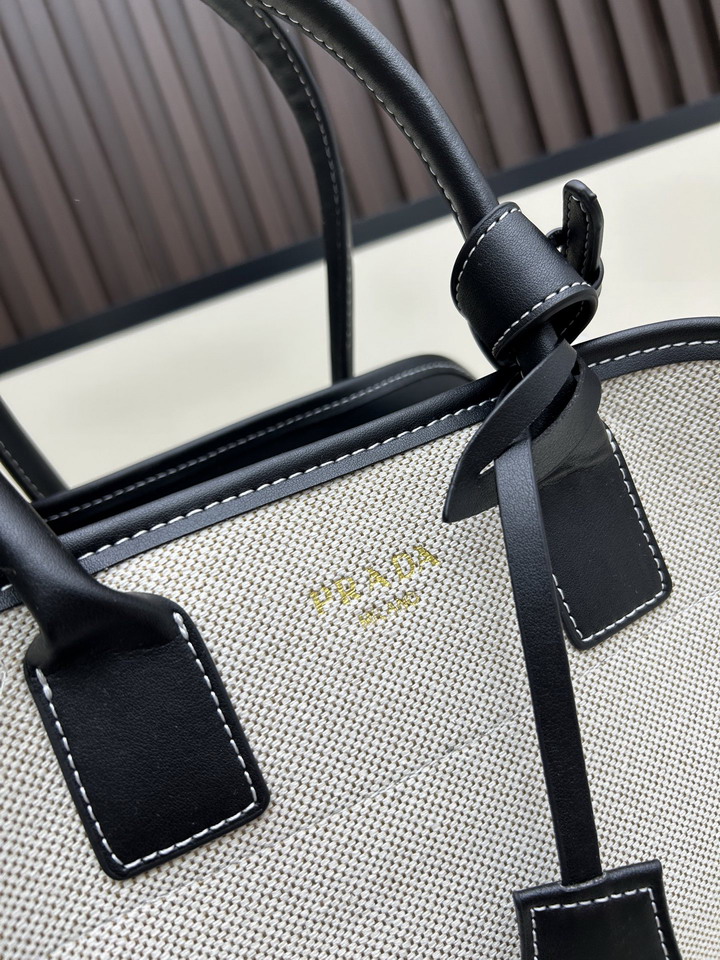 Prada 2541 33x25x10cm jj2_4