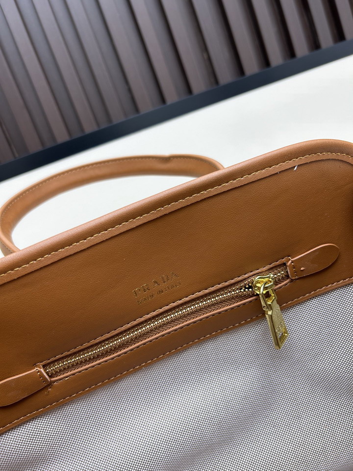 Prada 2541 33x25x10cm jj_8