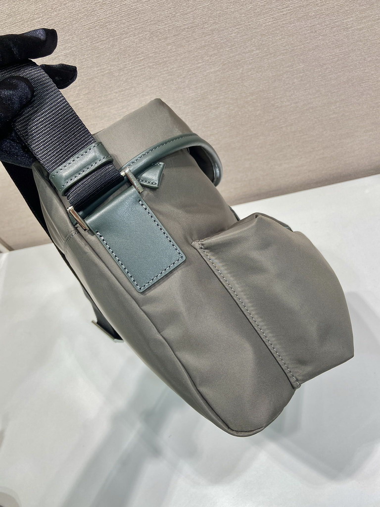 Prada 2VD062 29x23x15cm AP1_5