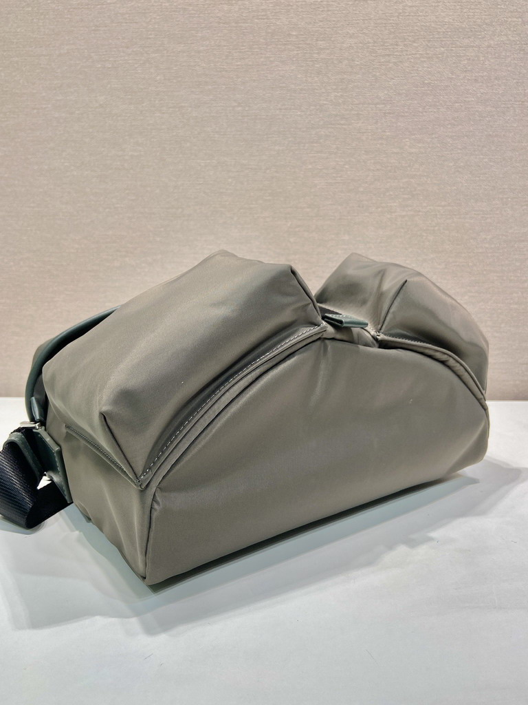 Prada 2VD062 29x23x15cm AP1_6