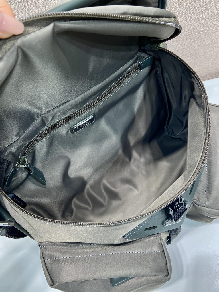 Prada 2VD062 29x23x15cm AP1_8