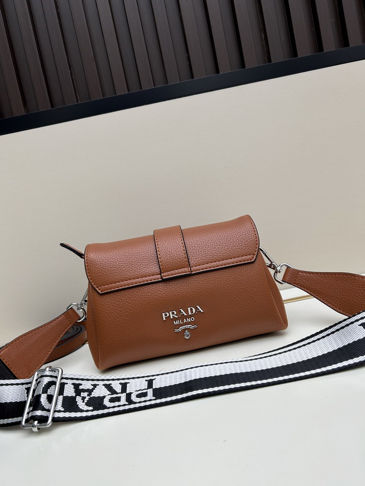 Prada 3539 22x10x12cm ss4_3