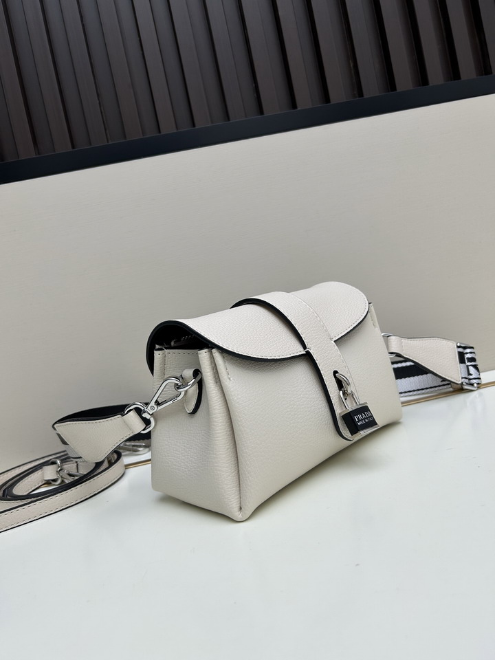 Prada 3539 22x10x12cm ss5_2