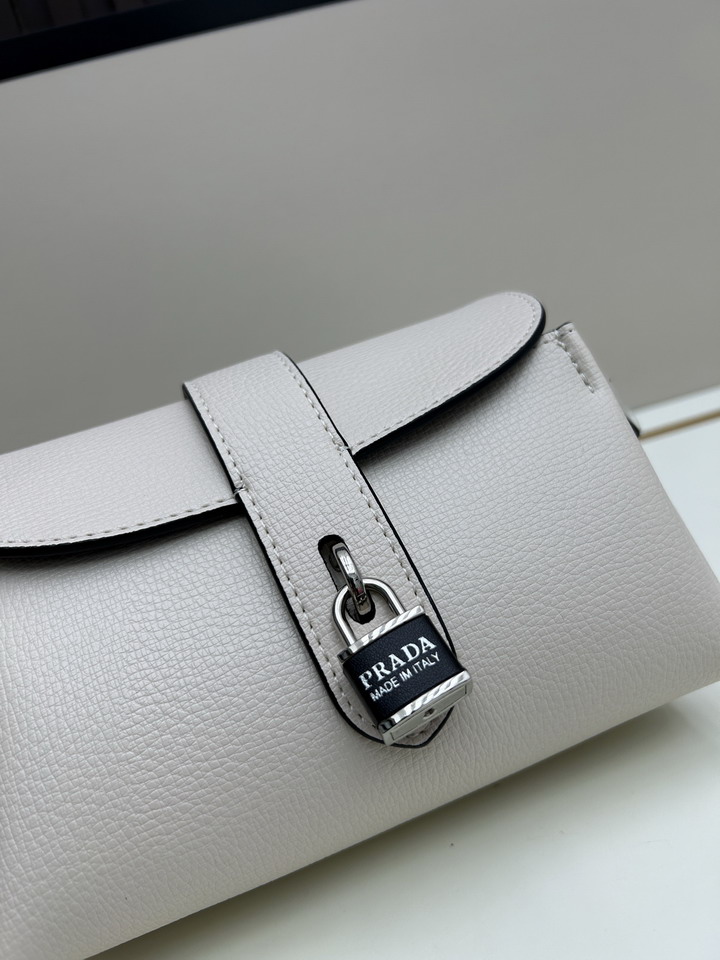 Prada 3539 22x10x12cm ss5_5