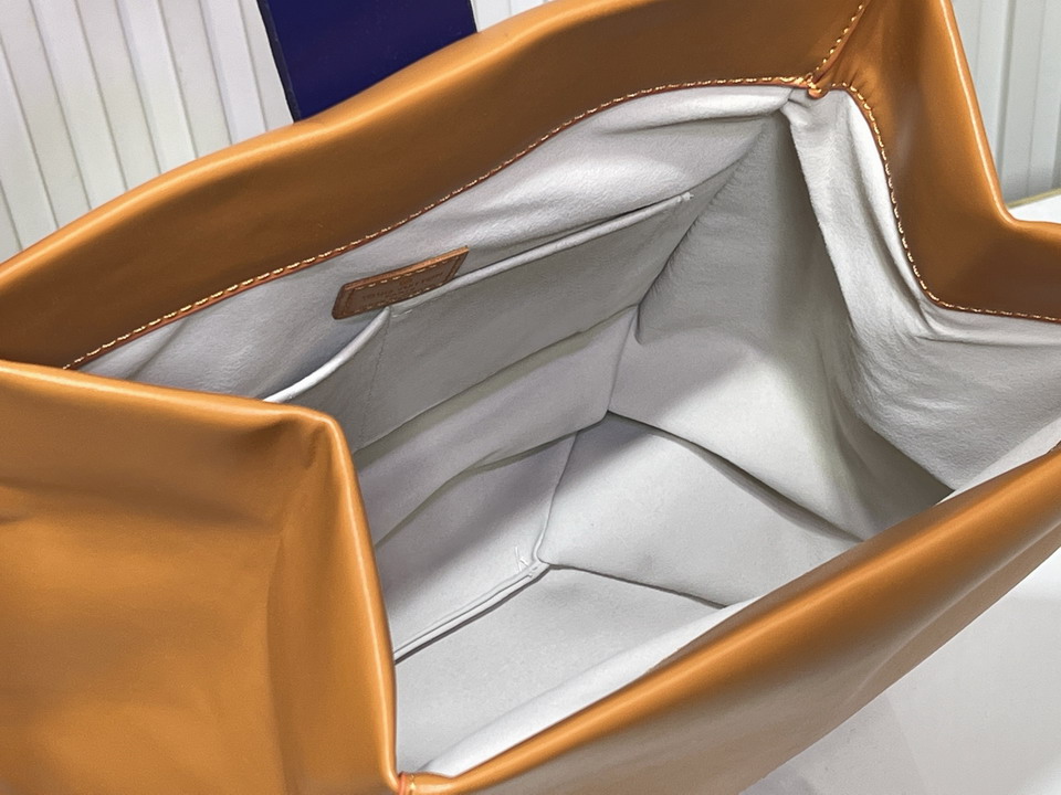 Sandwich M24578 30x27x17cm ss_9