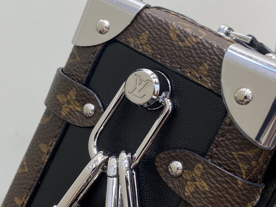 Side Trunk M15195 16x8 5x23 5cm gf_5