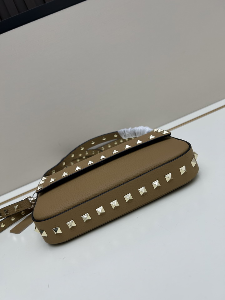 Val 0139 19x13 5x3cm jj6_5