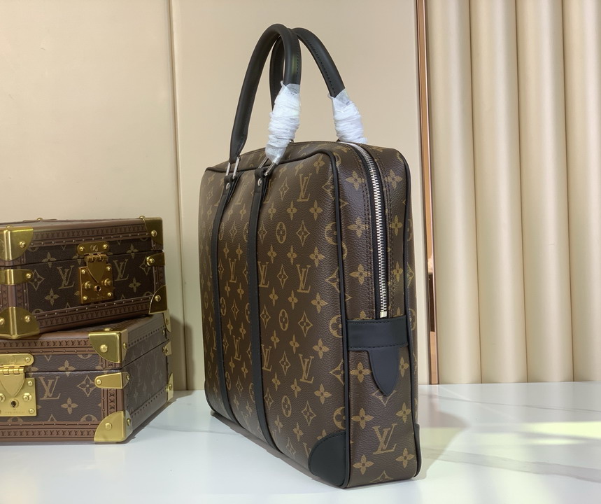 Voyage N41125 41x31x7cm gf1_2