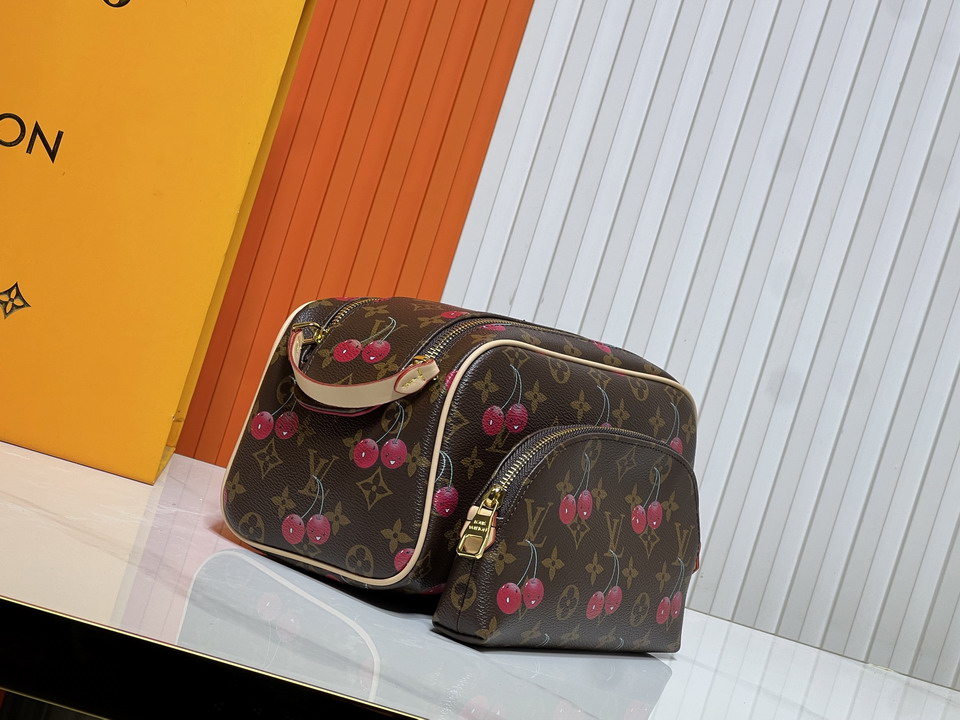 Dopp Kit M47528 28x15x16 5cm ss1_3