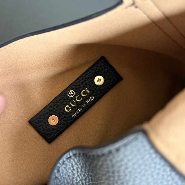 GG 837467 27 5x21x16cm ss3_8