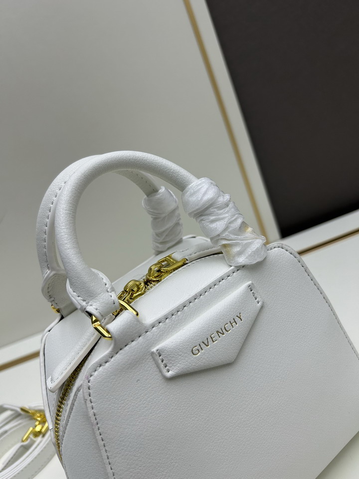 Givenchy Antigona 17x14x11cm ss2_4