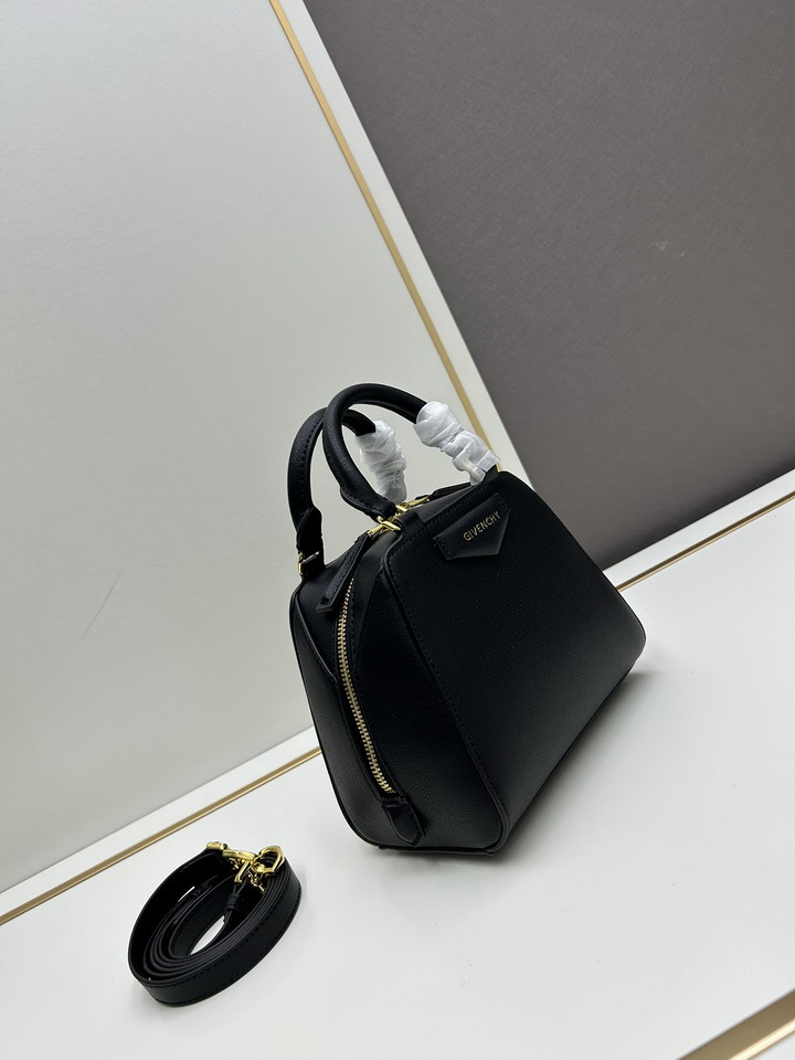 Givenchy Antigona 17x14x11cm ss_2