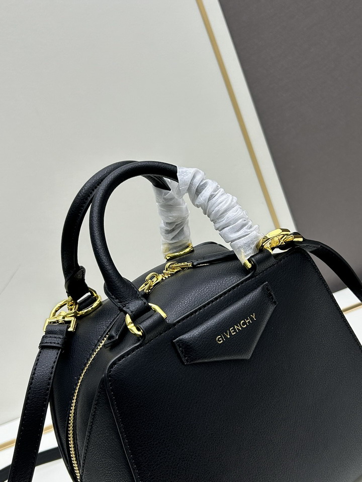 Givenchy Antigona 22x19x13 5cm ss_5