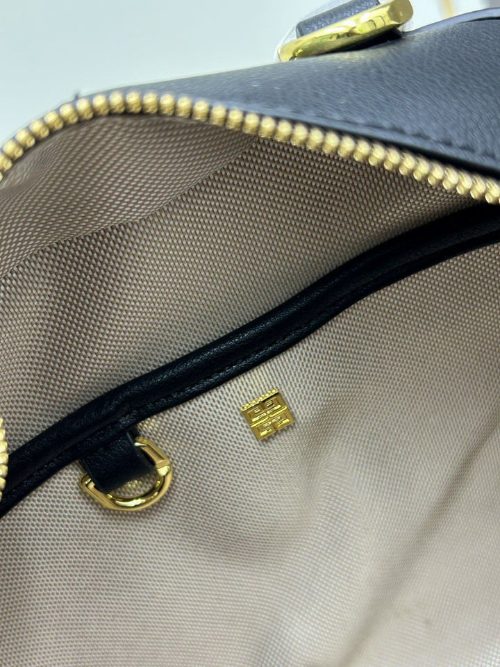 Givenchy Antigona 22x19x13 5cm ss_9