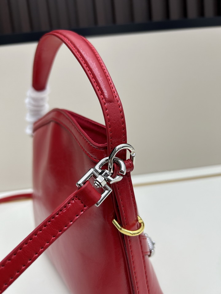 Givenchy Voyou 19x16 5x4cm ss3_5