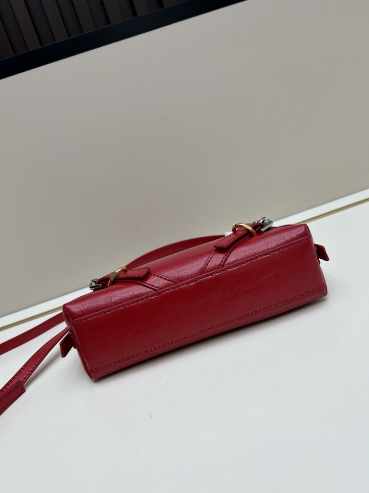 Givenchy Voyou 19x16 5x4cm ss3_6