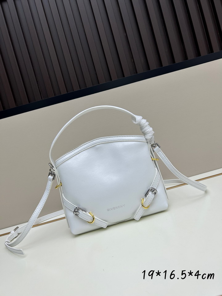 Givenchy Voyou 19x16 5x4cm ss4_1