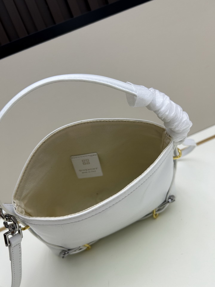 Givenchy Voyou 19x16 5x4cm ss4_7