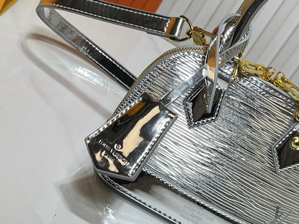 M82717 18x12x8cm ss6_6