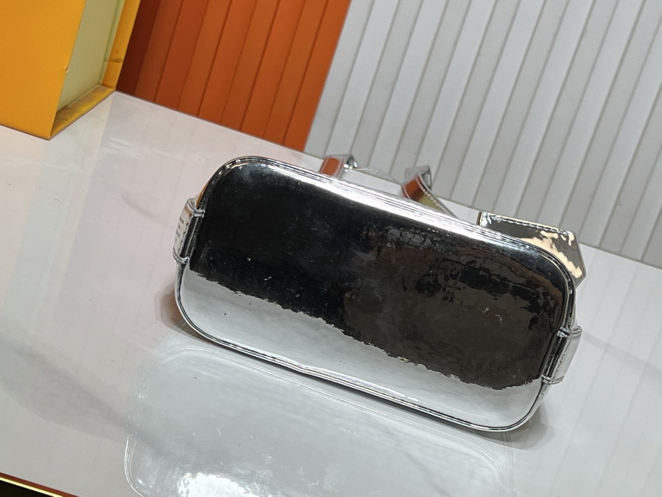 M82717 18x12x8cm ss6_7