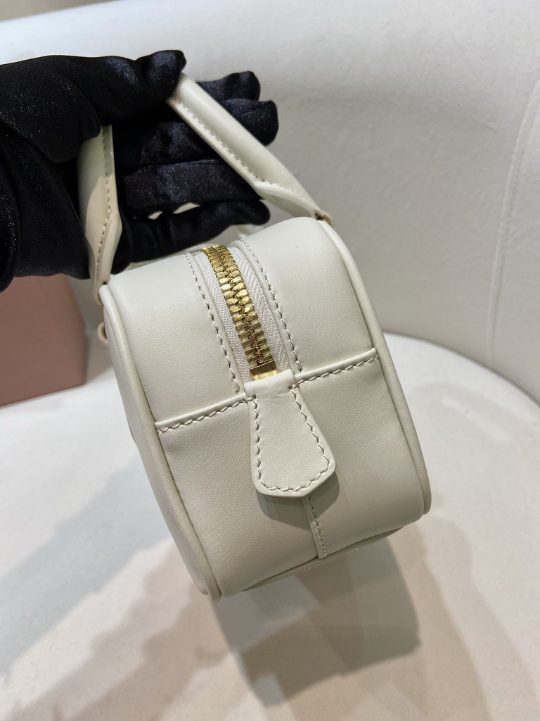 Miu 5BB142 22x10 5x7 5cm AP3_6