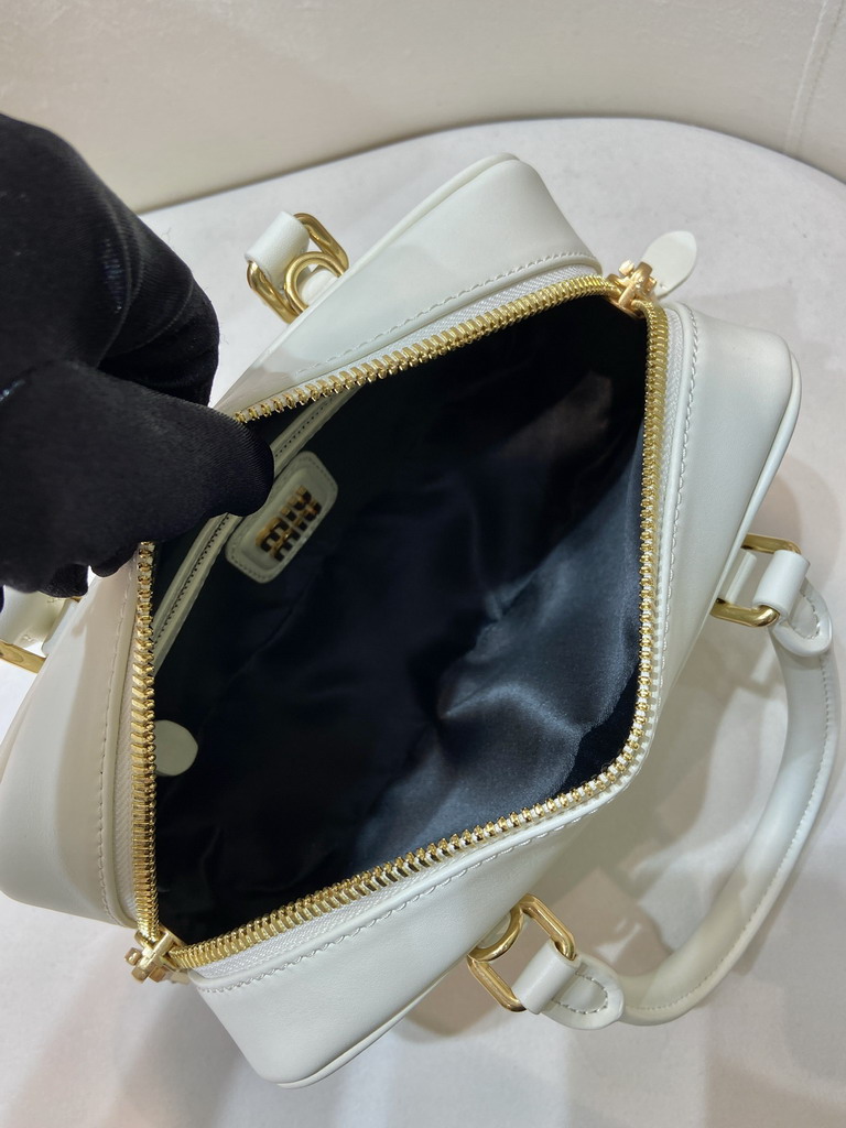 Miu 5BB142 22x10 5x7 5cm AP3_8