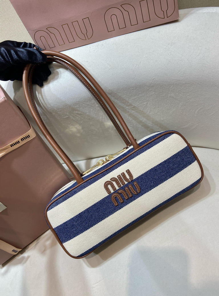 Miu 5BB173 28x11 5x8cm AP1_4