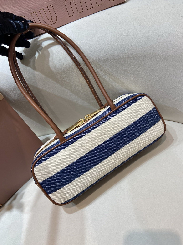 Miu 5BB173 28x11 5x8cm AP1_6