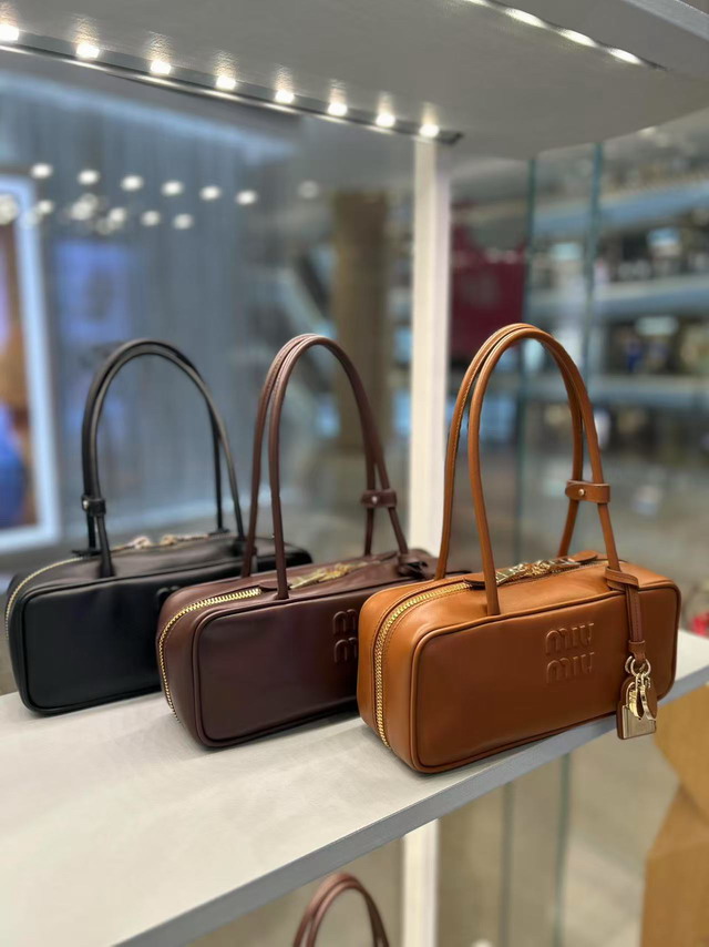 Miu 5BB173 28x11 5x8cm AP2_2