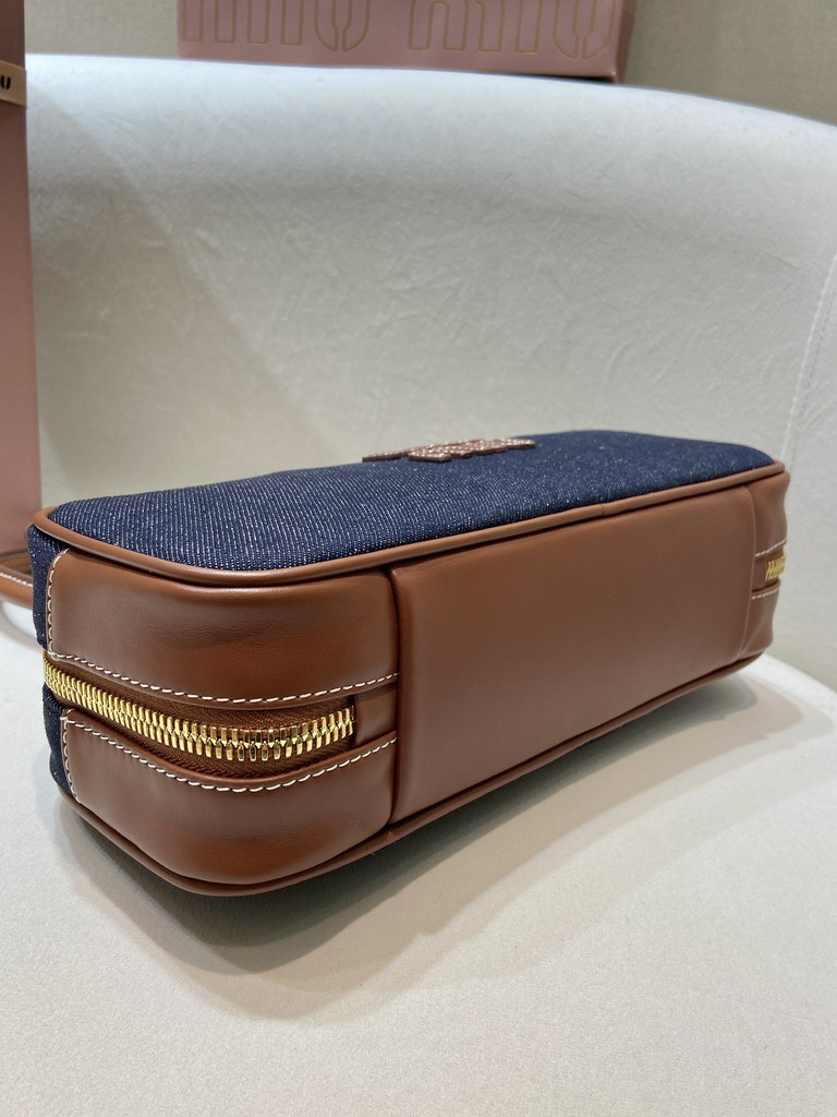 Miu 5BB173 28x11 5x8cm AP2_4