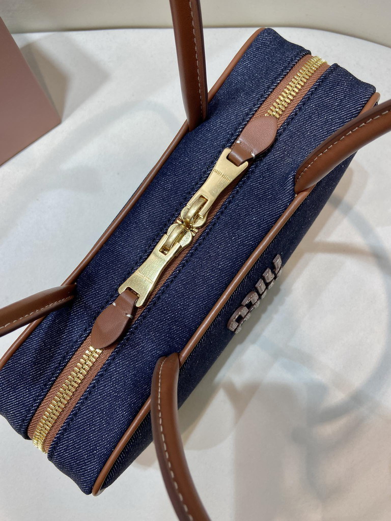 Miu 5BB173 28x11 5x8cm AP2_5