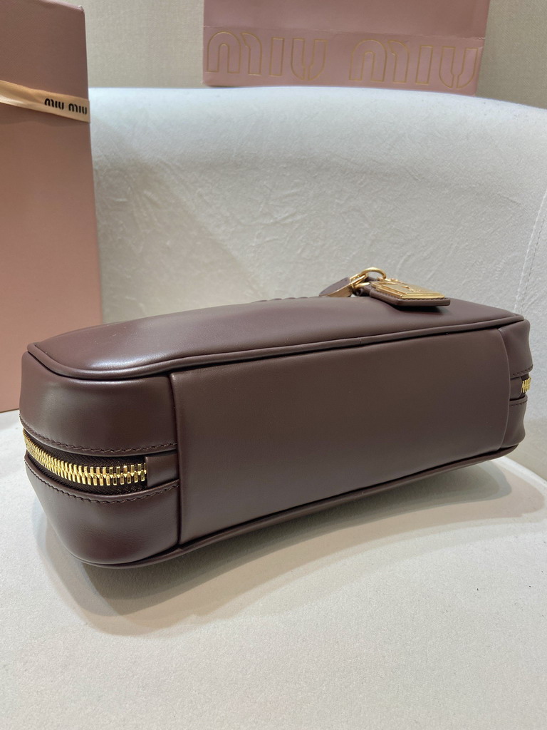 Miu 5BB173 28x11 5x8cm AP2_7