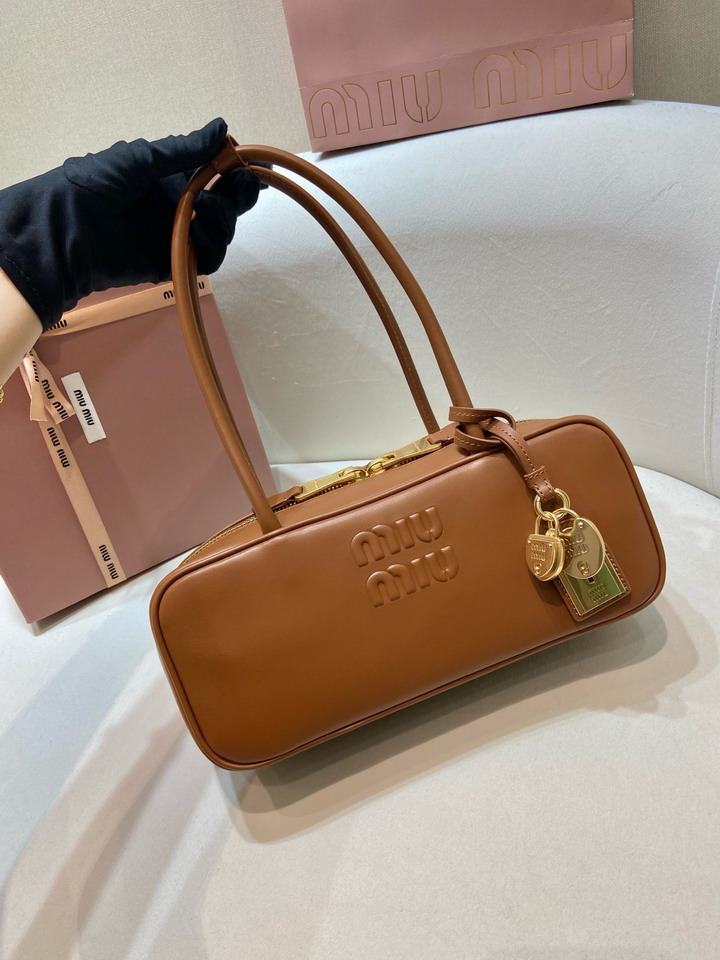 Miu 5BB173 28x11 5x8cm AP3_1