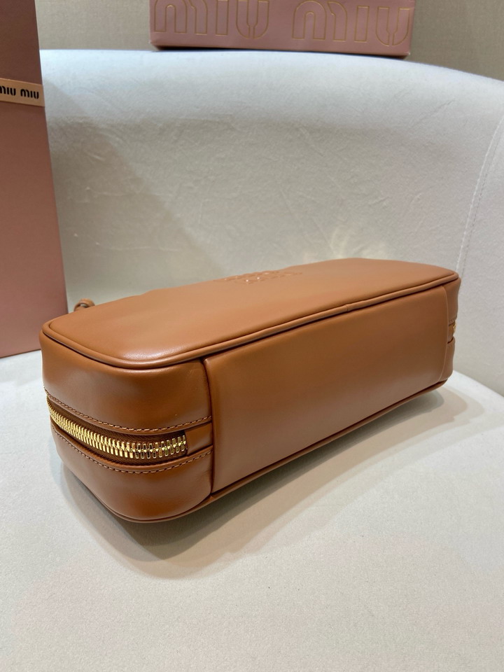 Miu 5BB173 28x11 5x8cm AP3_6