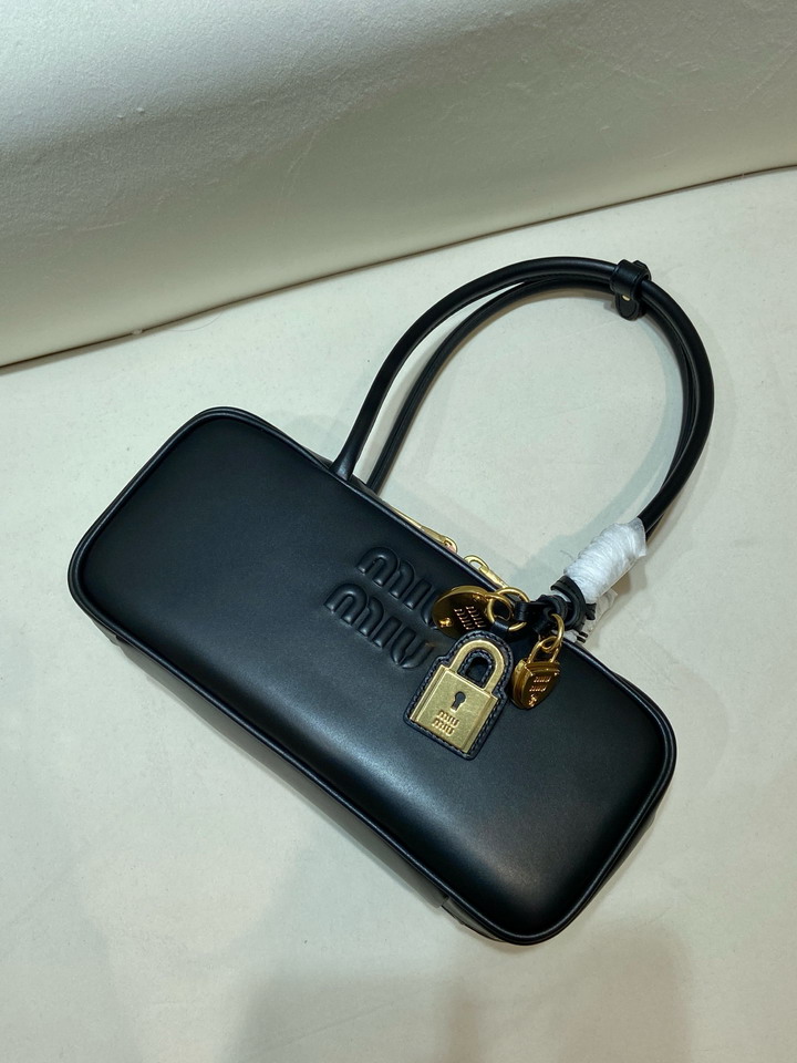 Miu 5BB173 28x11 5x8cm AP4_2