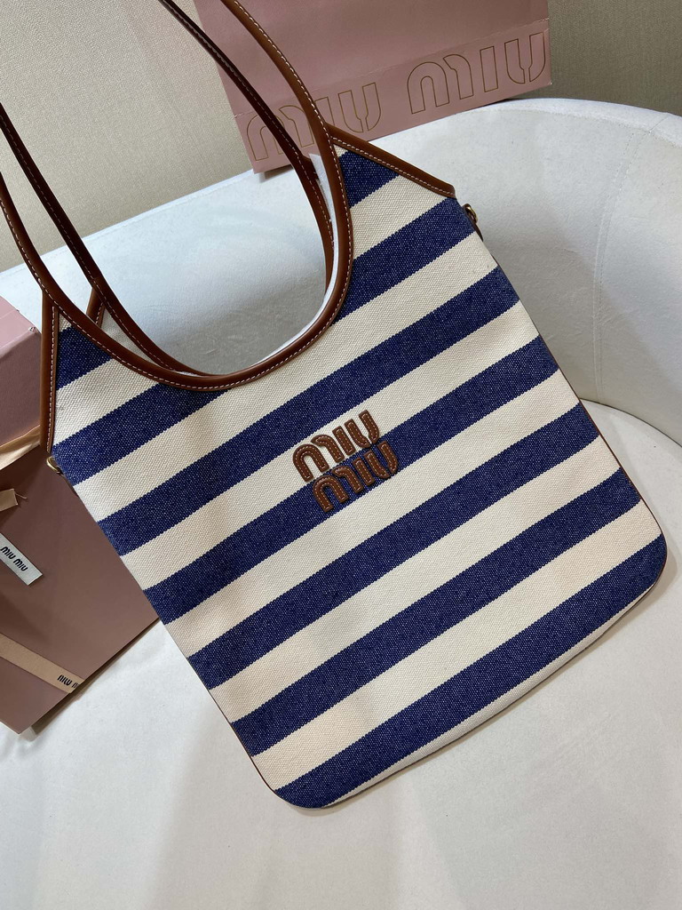 Miu 5BG231 40x35cm AP2_2