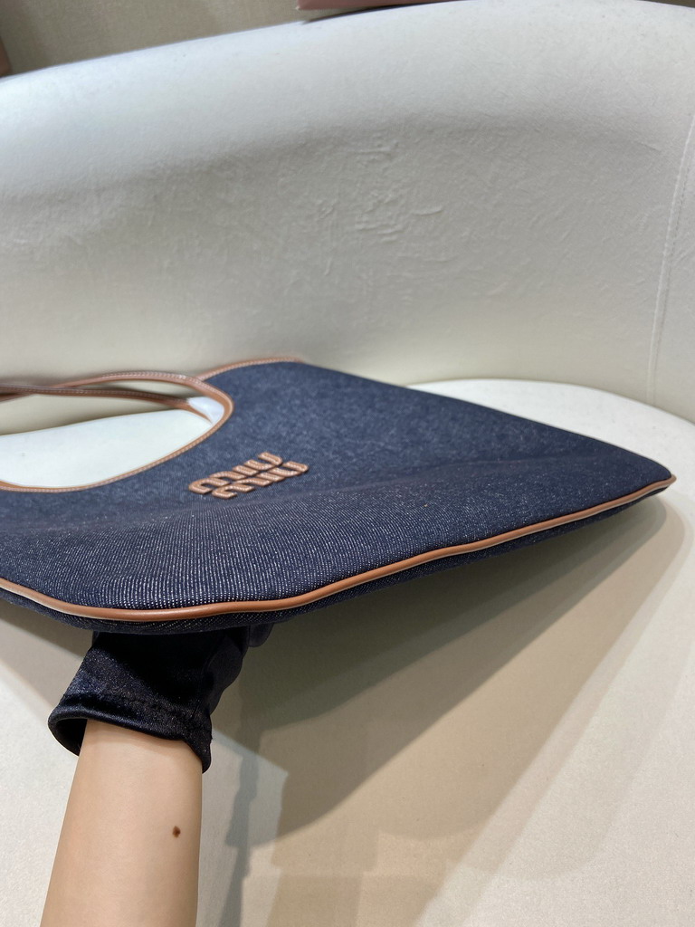 Miu 5BG231 40x35cm AP3_5