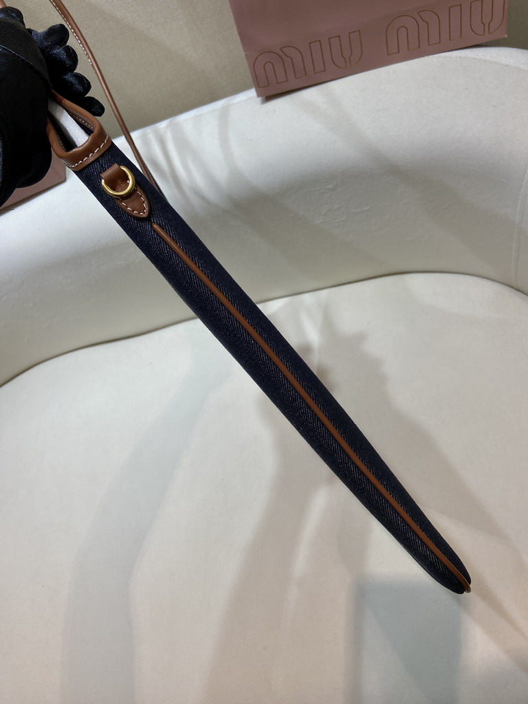 Miu 5BG231 40x35cm AP3_7