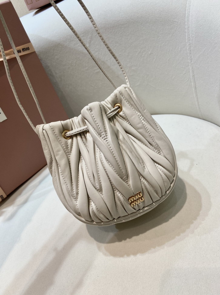 Miu 5ND022 16x14x7 5cm AP1_2