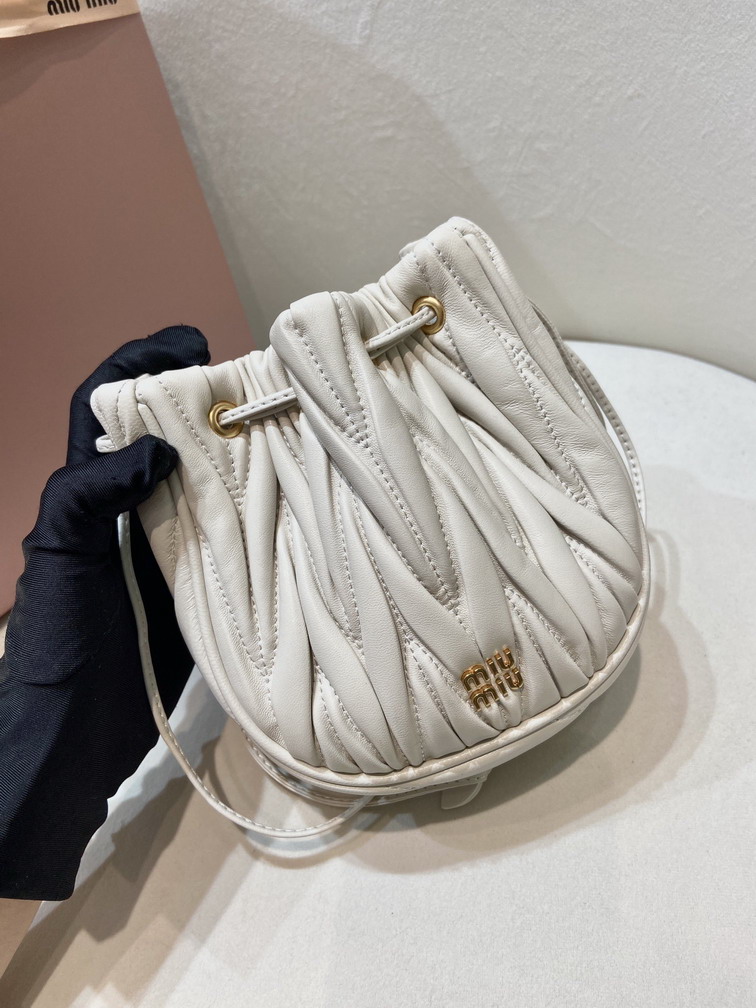 Miu 5ND022 16x14x7 5cm AP1_3