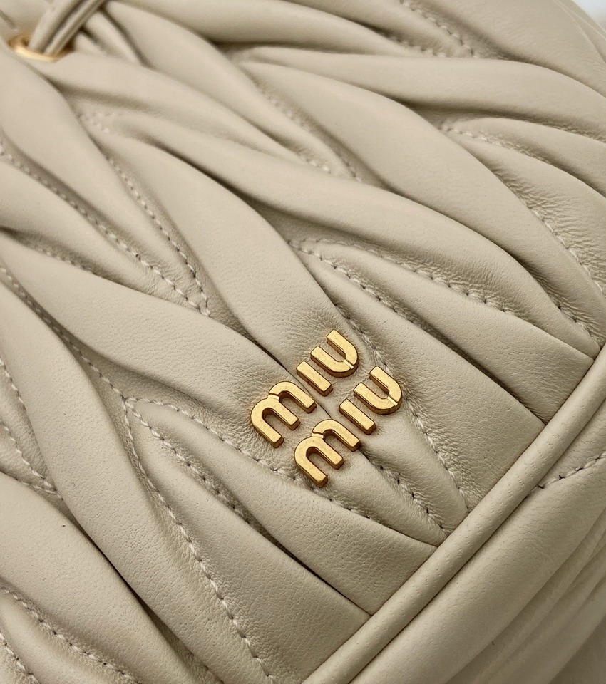 Miu 5ND022 16x14x7 5cm AP1_7