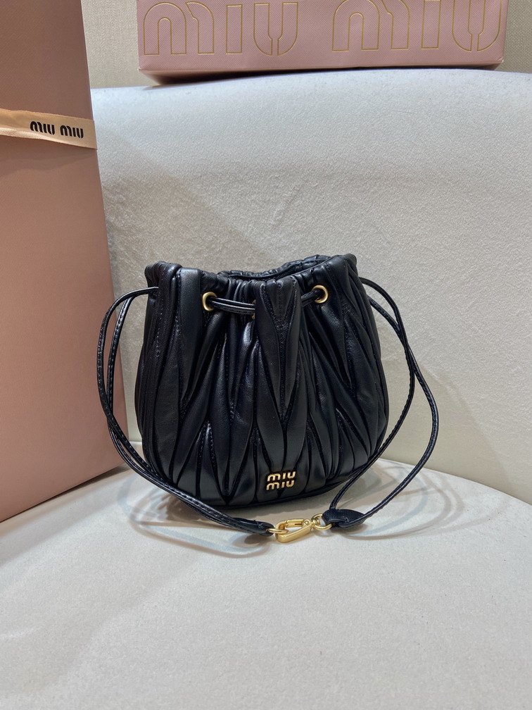 Miu 5ND022 16x14x7 5cm AP2_2