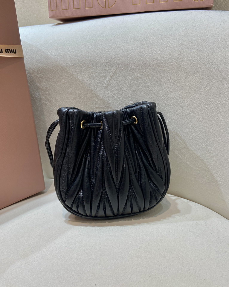 Miu 5ND022 16x14x7 5cm AP2_5