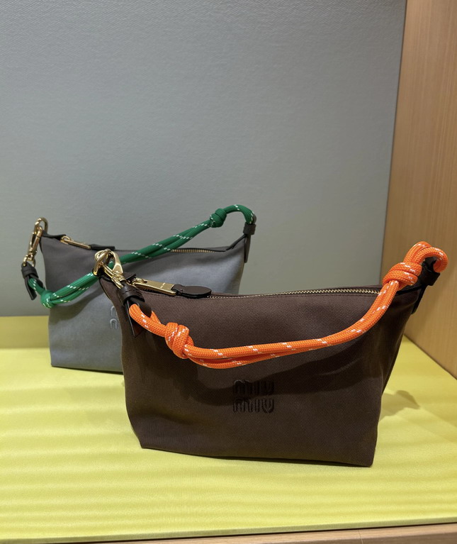 Miu 5NE841 18 5x14x10cm AP_0