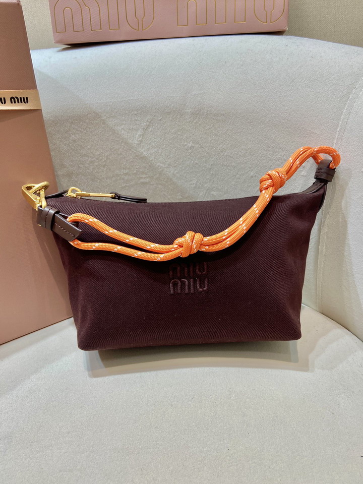 Miu 5NE841 18 5x14x10cm AP_2