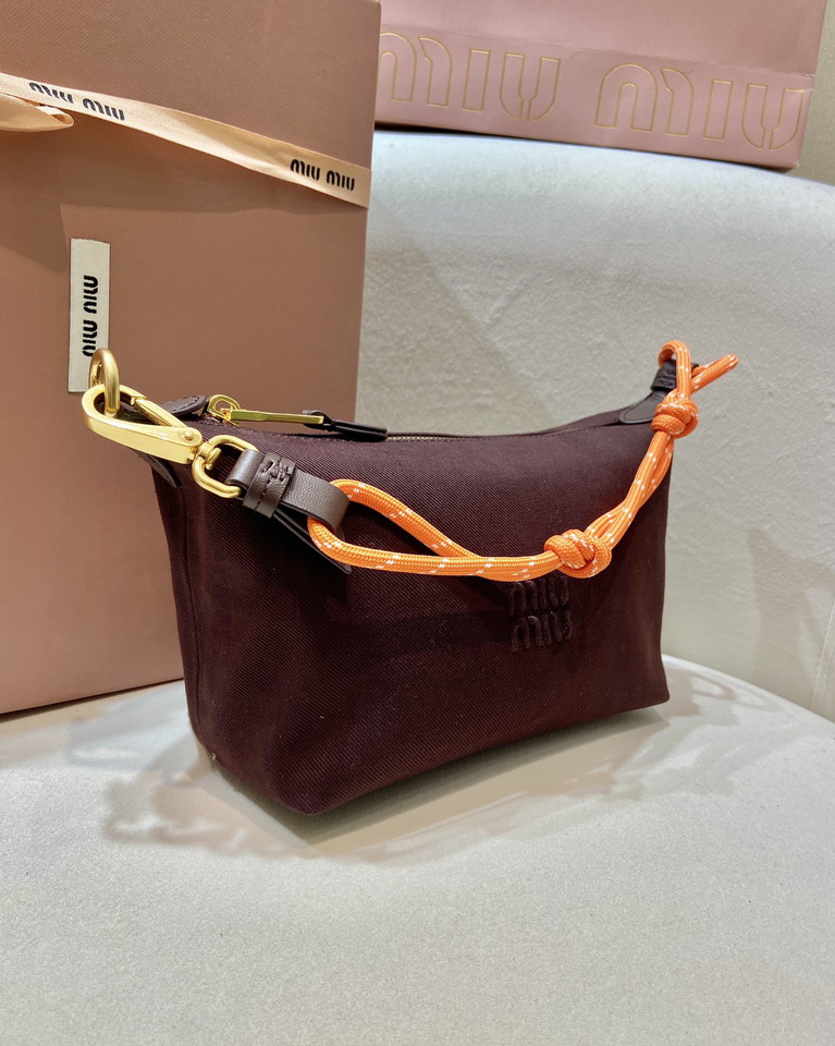 Miu 5NE841 18 5x14x10cm AP_3