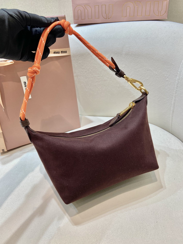 Miu 5NE841 18 5x14x10cm AP_4