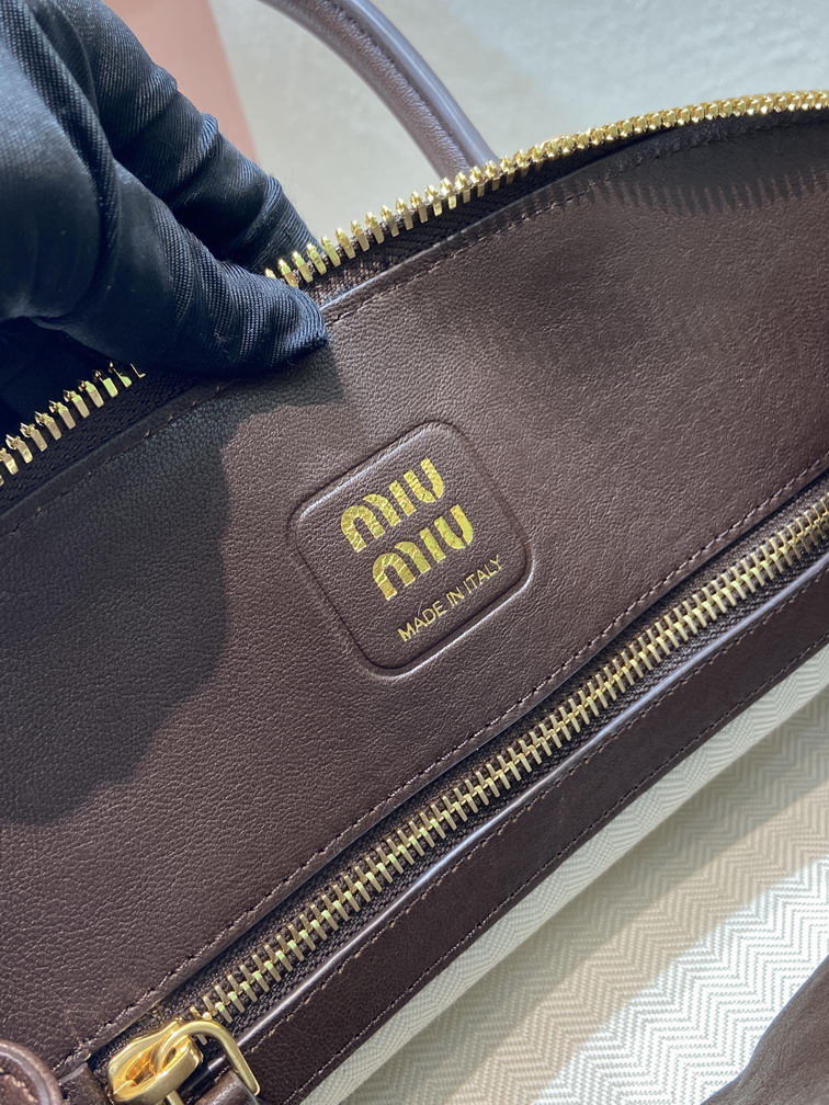 Miu Aventure 5BB169 28x16 5x10cm AP_12