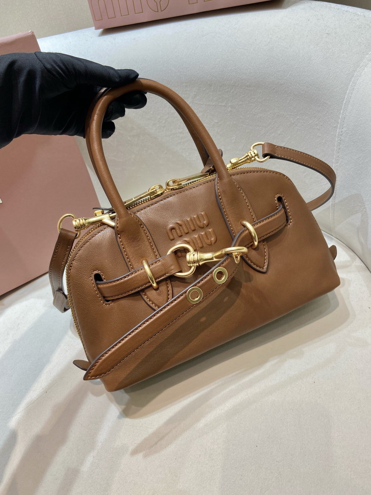 Miu Aventure 5BB169 28x16 5x10cm AP1_2